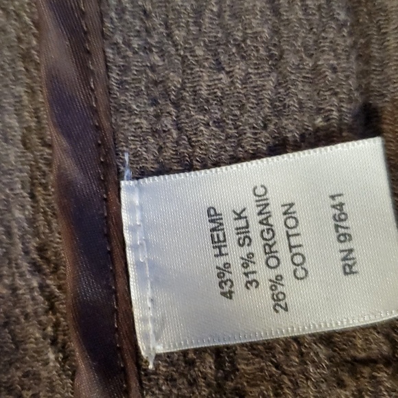 J. Jill size large. Hemp/Silk/Organic Cotton blend. - Picture 9 of 12